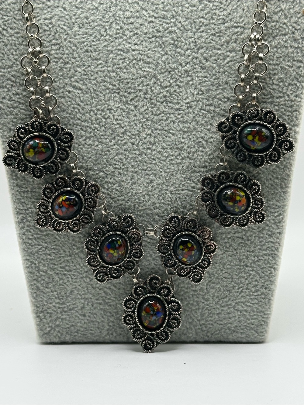 Vintage Silver Tone Filigree Confetti Glass Statement Bib Necklace